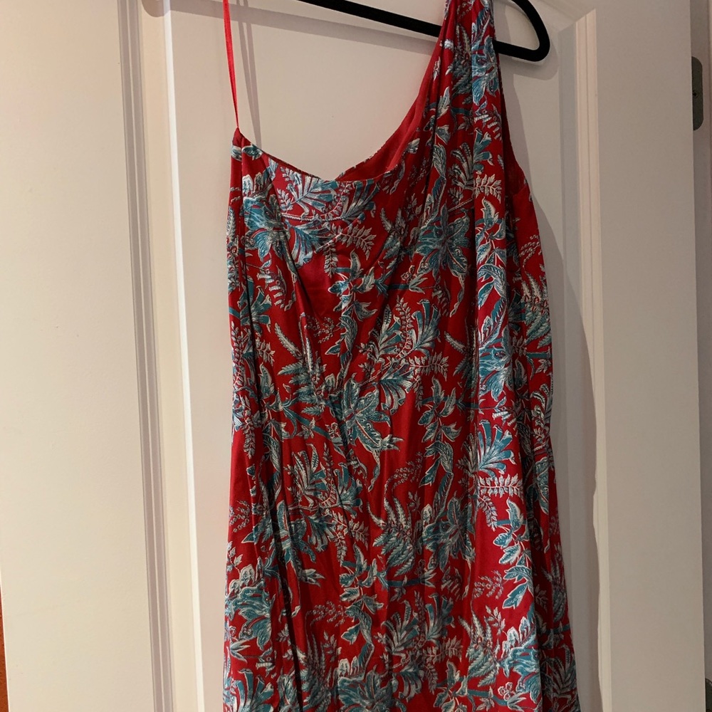 One shoulder flowy dress